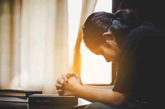 Seeking God Early: Why Morning Prayer Changes Your Whole Day